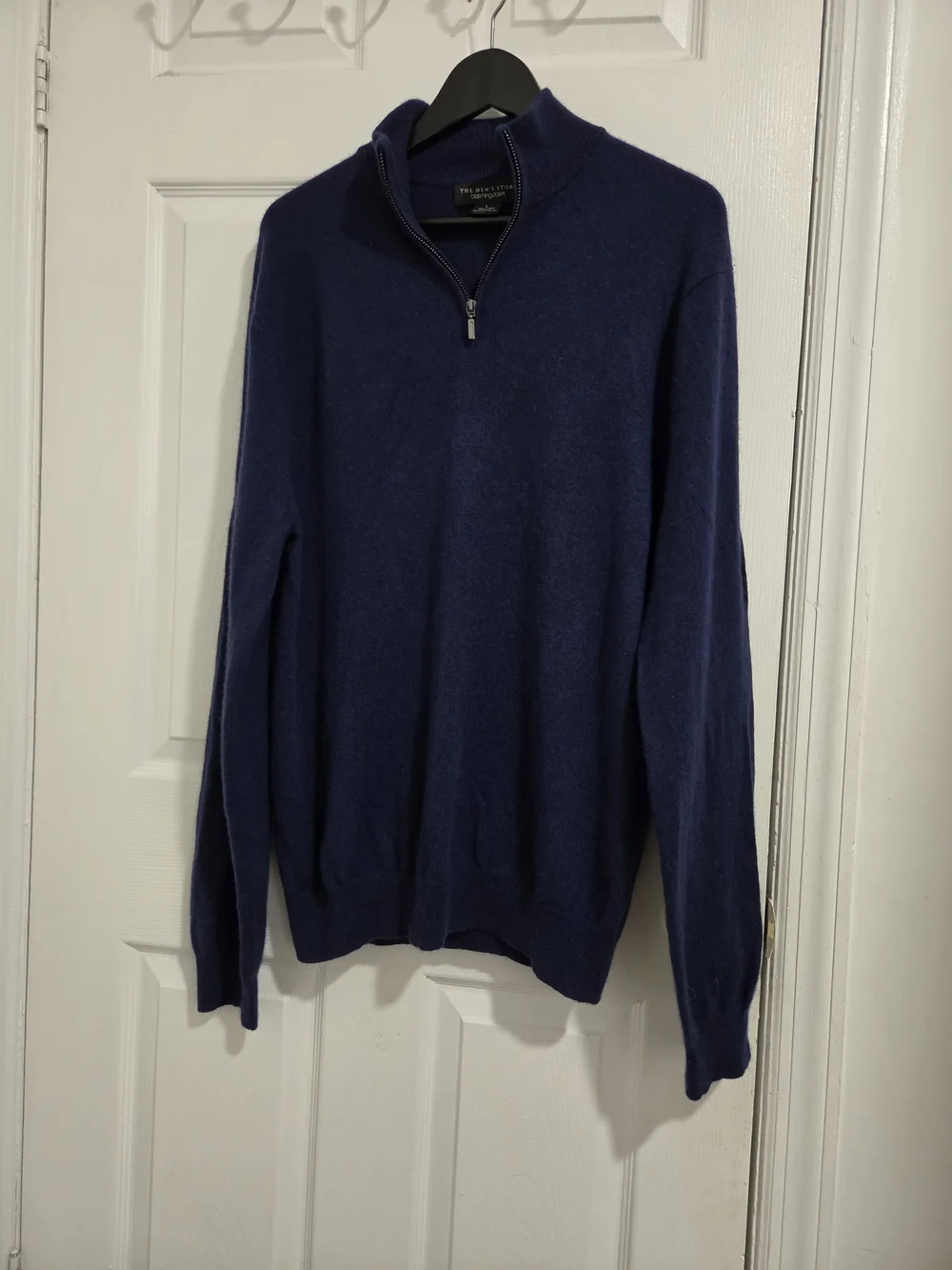 Blomingddles Men’s Navy Quarter-Zip Cashmere Sweater Size L
